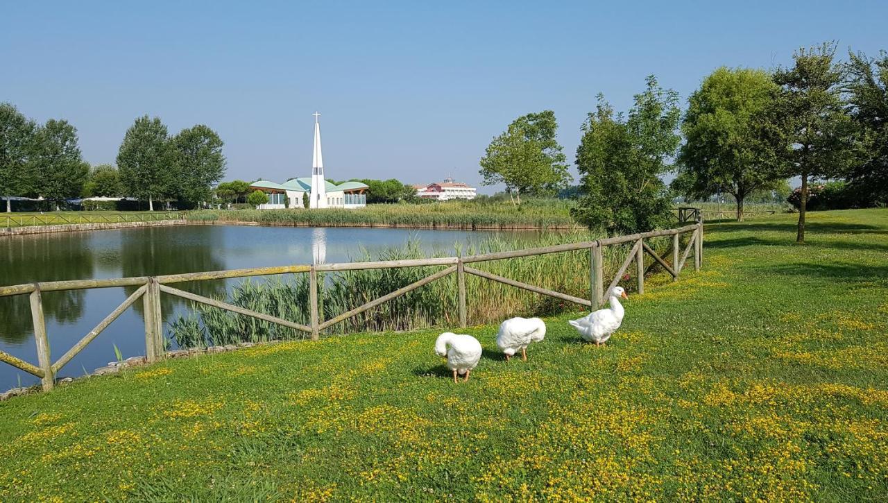 Pioppi Lido Altanea Appartement Caorle Buitenkant foto
