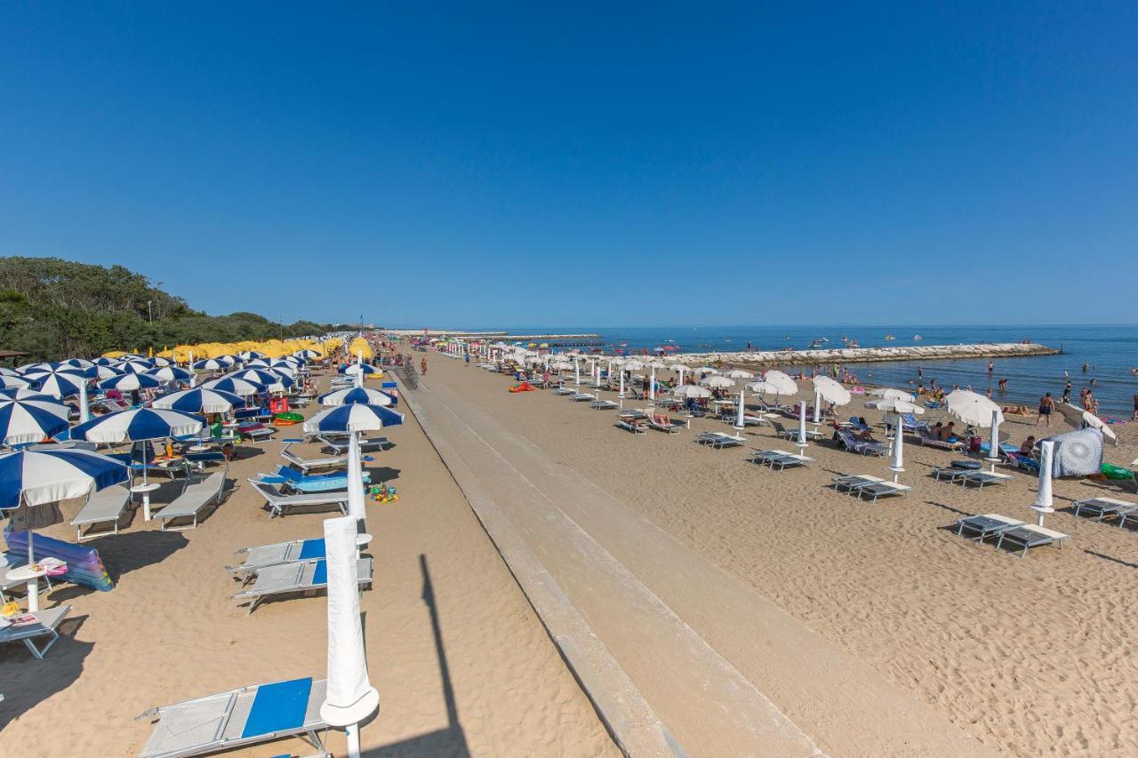 Pioppi Lido Altanea Appartement Caorle Buitenkant foto